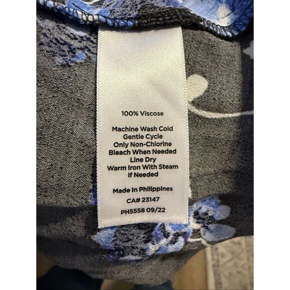 Talbots Plus Size 1X Smocked Midi Dress Black Lilac Floral Feminine Office - Picture 12 of 12